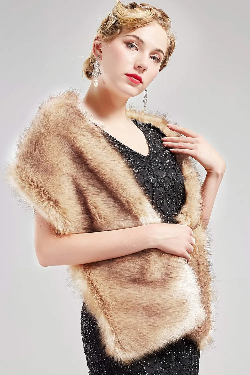 BABEYOND Womens Faux Fur Collar Shawl Faux Fur Scarf Wrap Evening Cape for Winter Coat