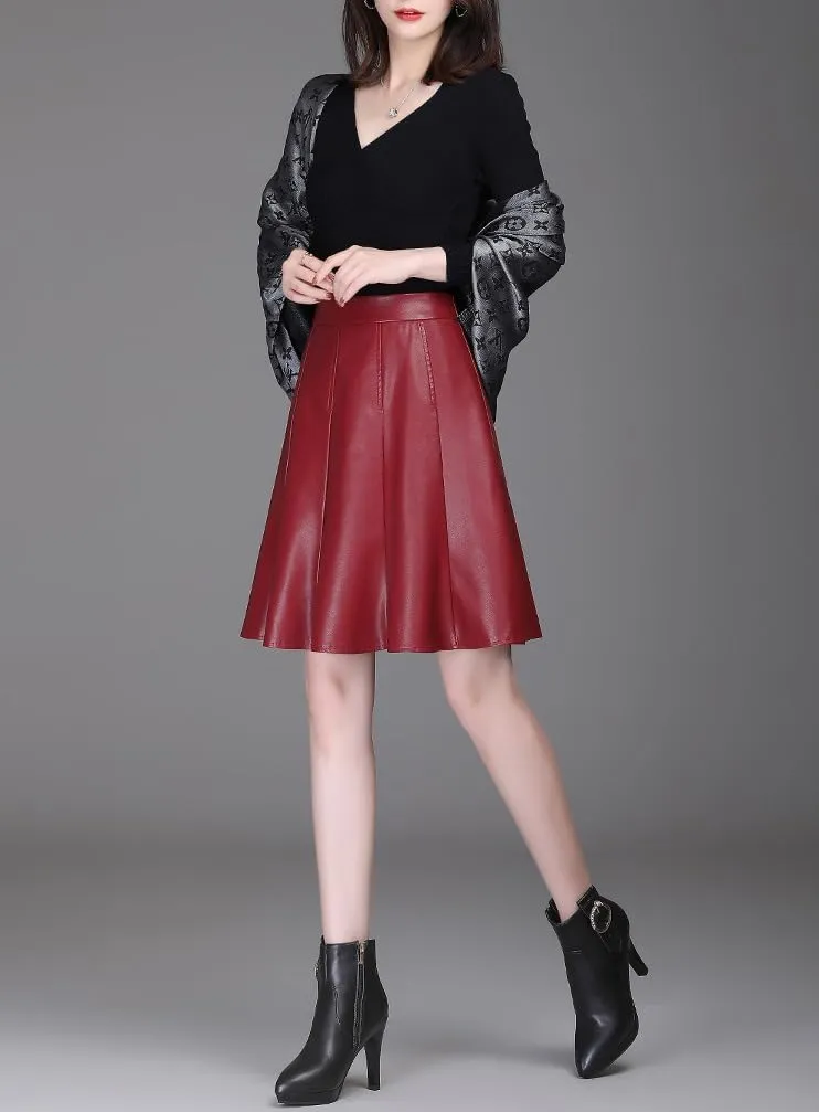chouyatou Women's High Waisted Faux Leather Pleated Skirt A Line Knee Length Business Casual Midi Skirt