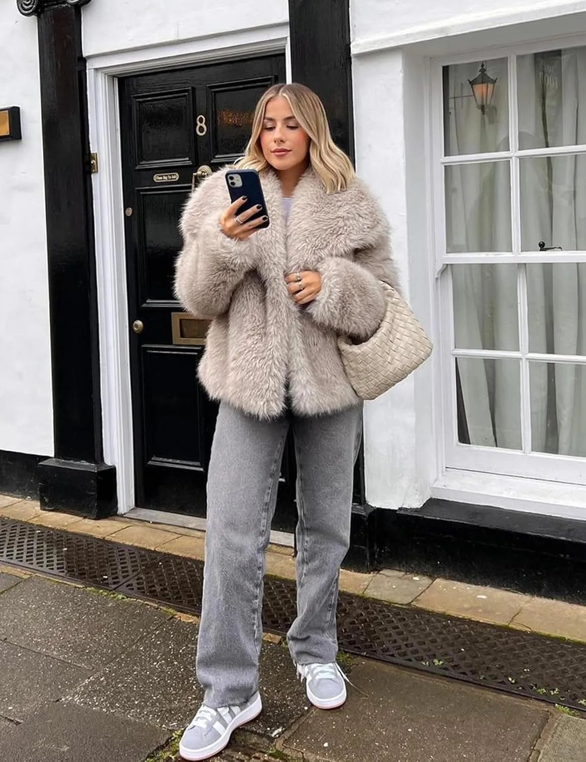 Shiyifa Faux Fur Coat for Women Fluffy Faux Fur Jacket Long Sleeve Open Front Cropped Fuzzy Outerwear